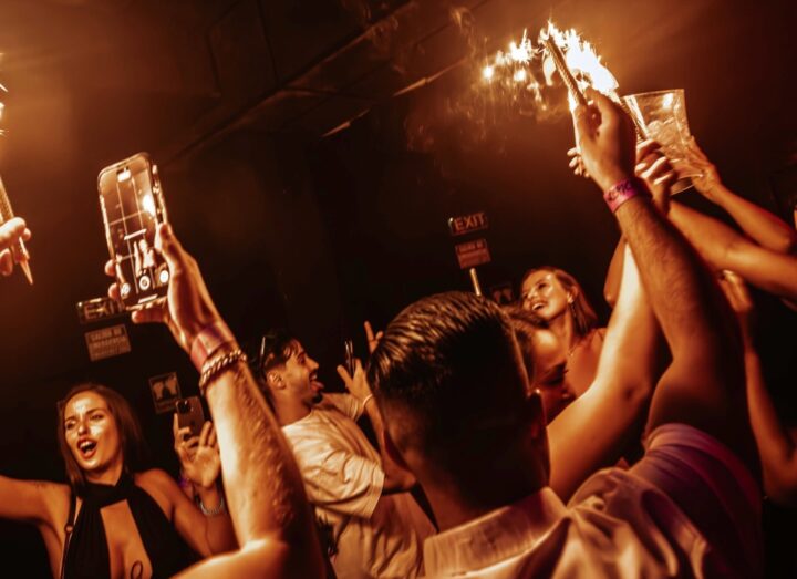 Mejor época del año para salir de fiesta en Mykonos