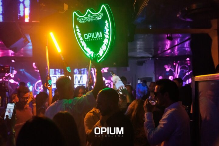 Cómo ahorrar dinero y aun así tener un fiestón en Año Nuevo en Barcelona